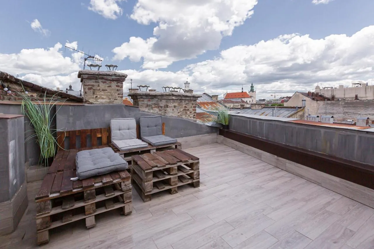 З Оглядовою Терасою На Львів Вулиця Свободи 35 Lviv